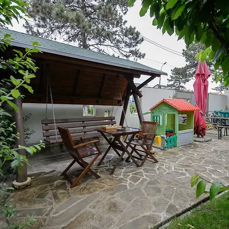 Tuya 아파트